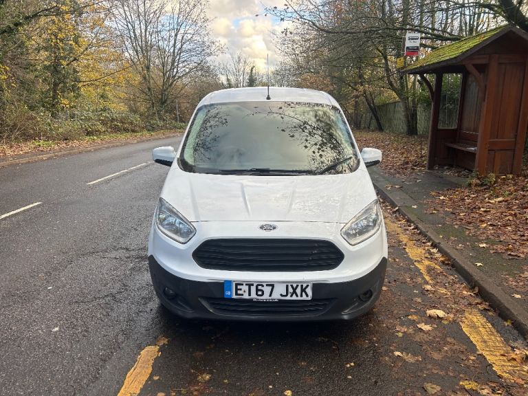 FREE ULEZ FORD TRANSIT COURIER SPORT 2018 67 REG FULL SERVICE HISTORY NO VAT
