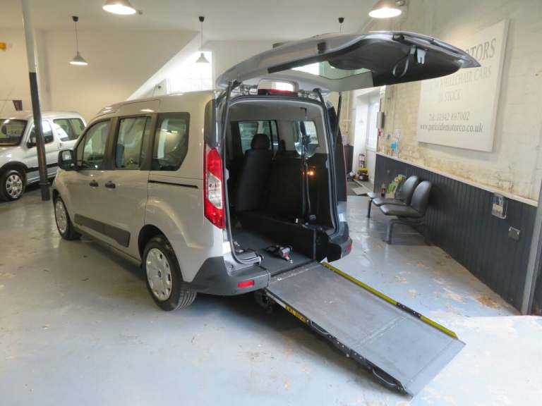 2018 Ford Tourneo Connect WHEELCHAIR CAR WAV DISABLED MOBILITY MPV Diesel Manual