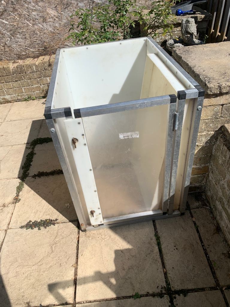 Perspect dog cage, 