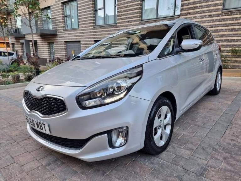 Kia, CARENS 3 1.7 CRDI 7 SEATER | ULEZ | £35 TAX | HEATED SEATS + NEW CLUTCH+ TYRES 2016
