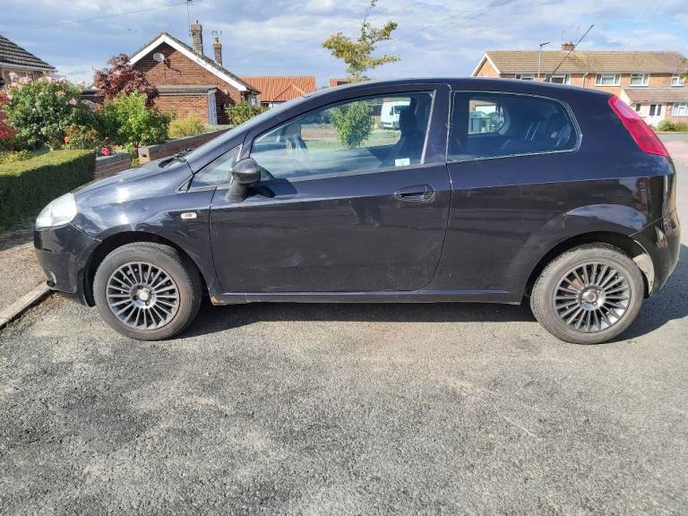 Fiat, GRANDE PUNTO, Hatchback, 2010, Manual, 1368 (cc), 3 doors