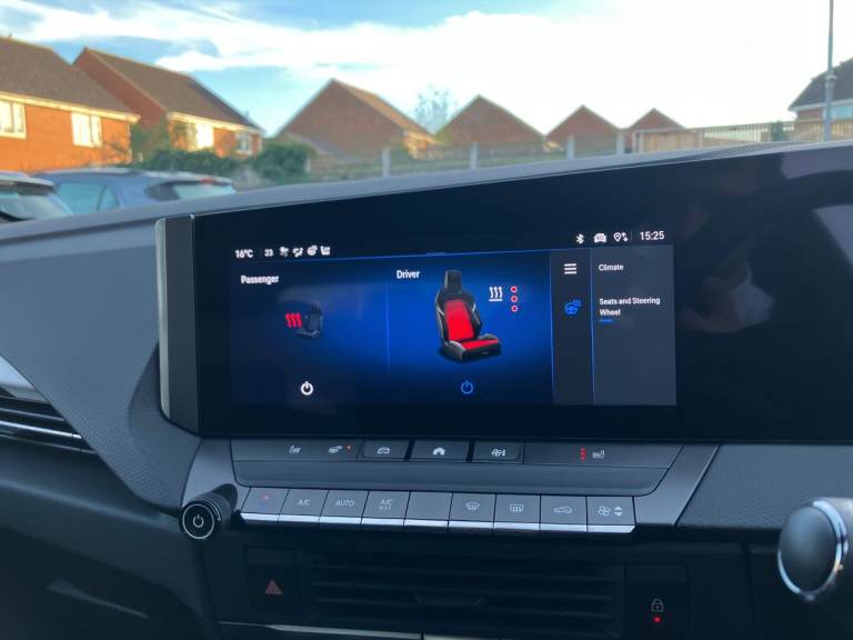 2025 Vauxhall Astra 1.2 Turbo 130 Griffin 5dr Hatchback Manual