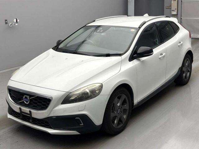 Volvo V40 Cross Country 2.0 T5 Lux Nav Hatchback 5dr Petrol Geartronic AWD Euro 6 (s/s) (245 ps) ...