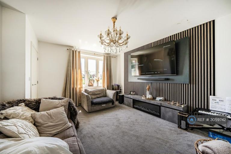 3 bedroom house in Upton Close, Banbury, OX16 (3 bed) (#3059742)