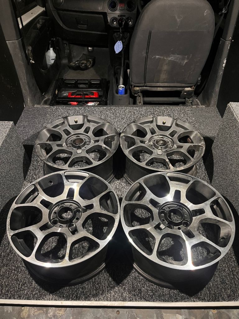 15inch Fiat 500 Alloys