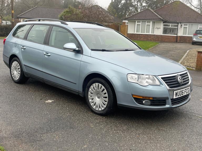 VW Passat Estate 1.9 TDI SE Estate in Sky Blue Metallic lhd left hand drive 