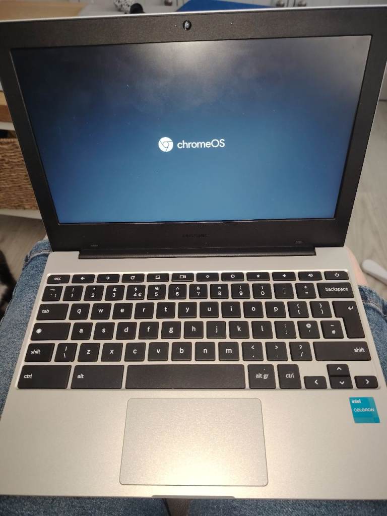 Samsung Chromebook Laptop – Good Condition, Silver