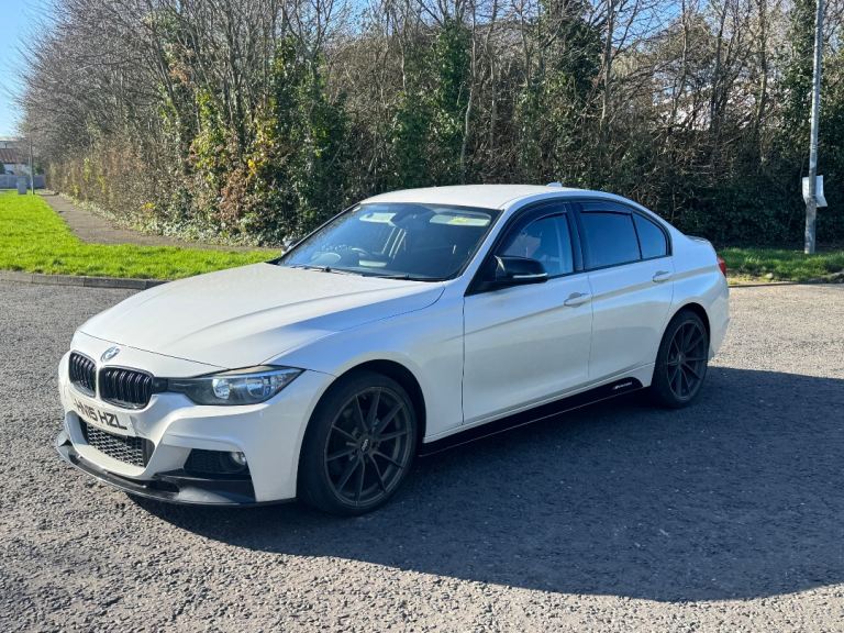 2015 BMW 3 Series - 8 months MOT, 4 new tyres 