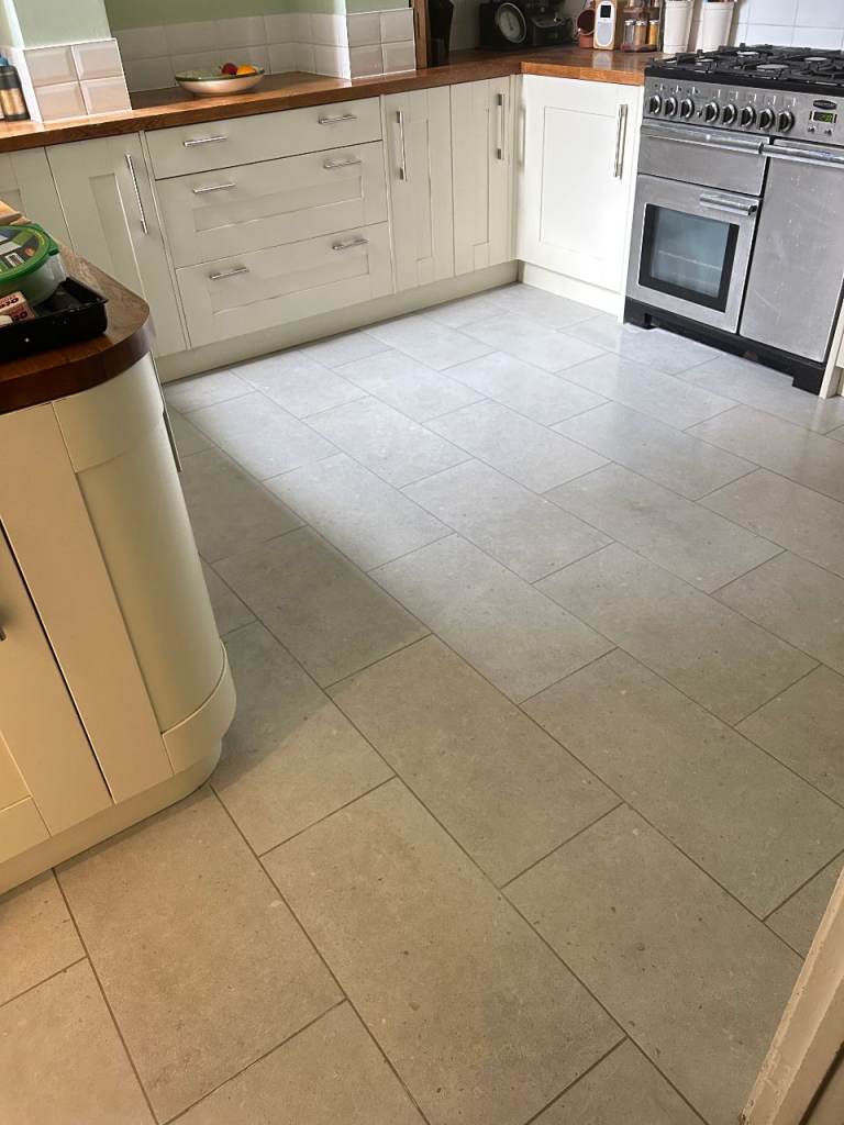 TILING, TILER, BATHROOM & KITCHEN REFURBISHMENT