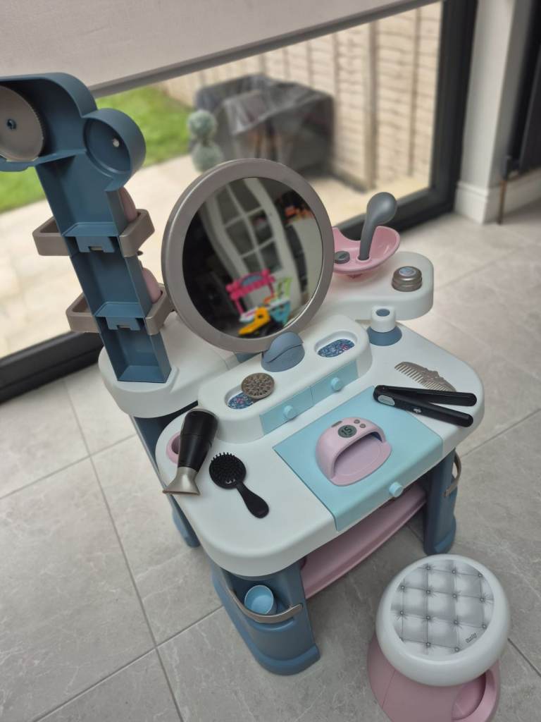 Children's Hairdresser Vanity Play Set with Accessories