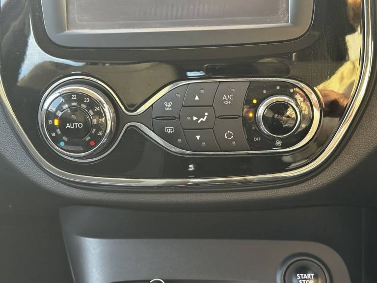 2017 Renault Captur 1.5 dCi 90 Dynamique Nav 5dr HATCHBACK DIESEL Manual
