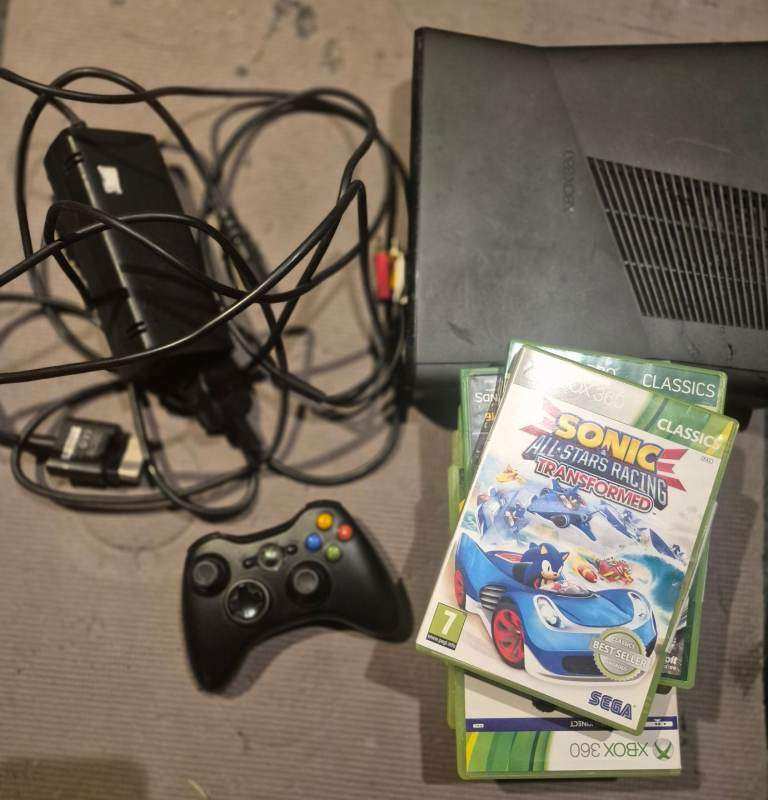Xbox 360 with one controller and 9 games - driving, fighting, fifa pictured - £45
