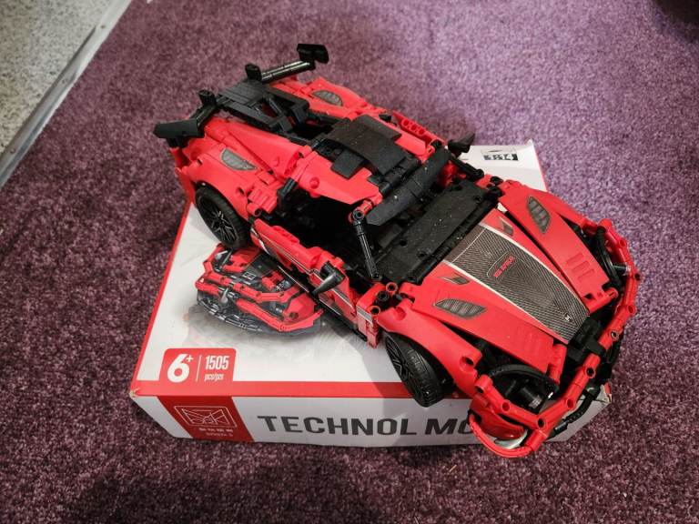 Super 1/1 Technol Model SUPERCAR Building Blocks With Full Box Of Spares PREBUILT