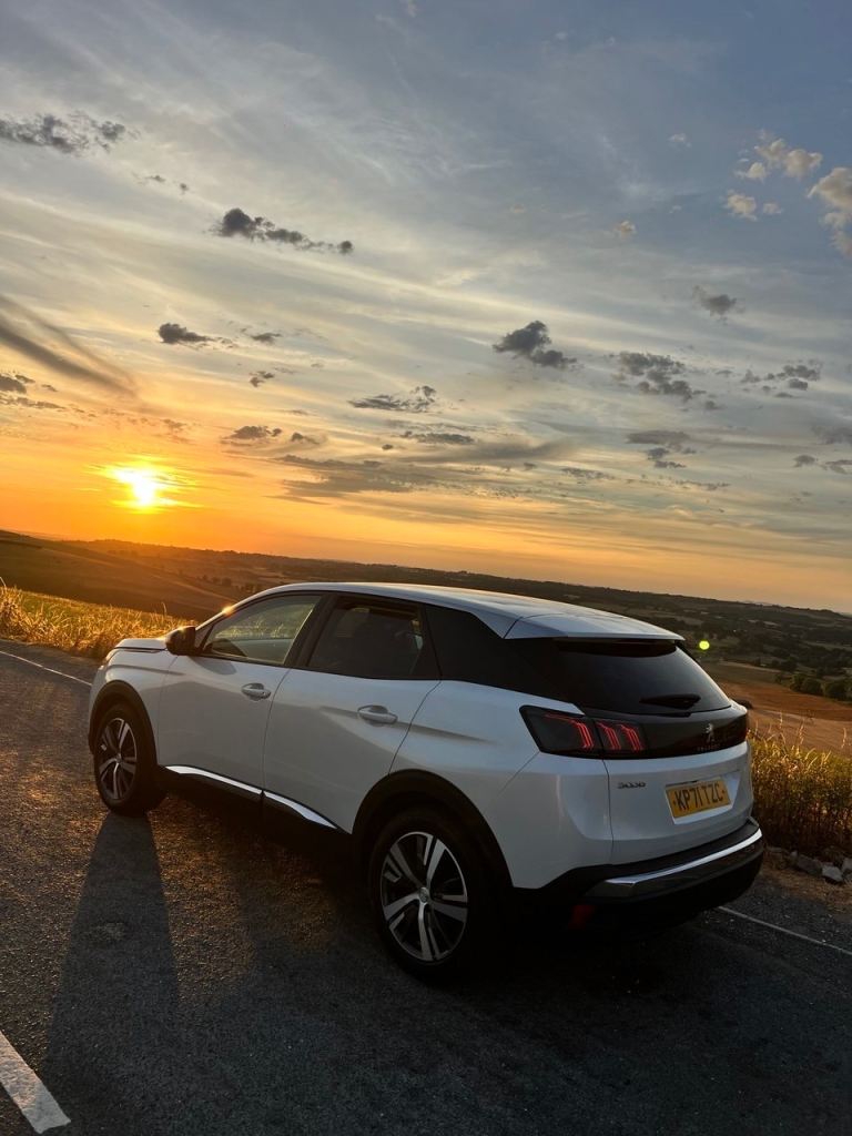 Peugeot, 3008, Hatchback, 2021, Semi-Auto, 1499 (cc), 5 doors