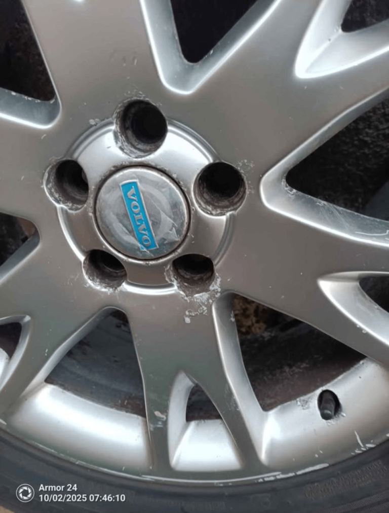 Volvo XC90 spare wheel 