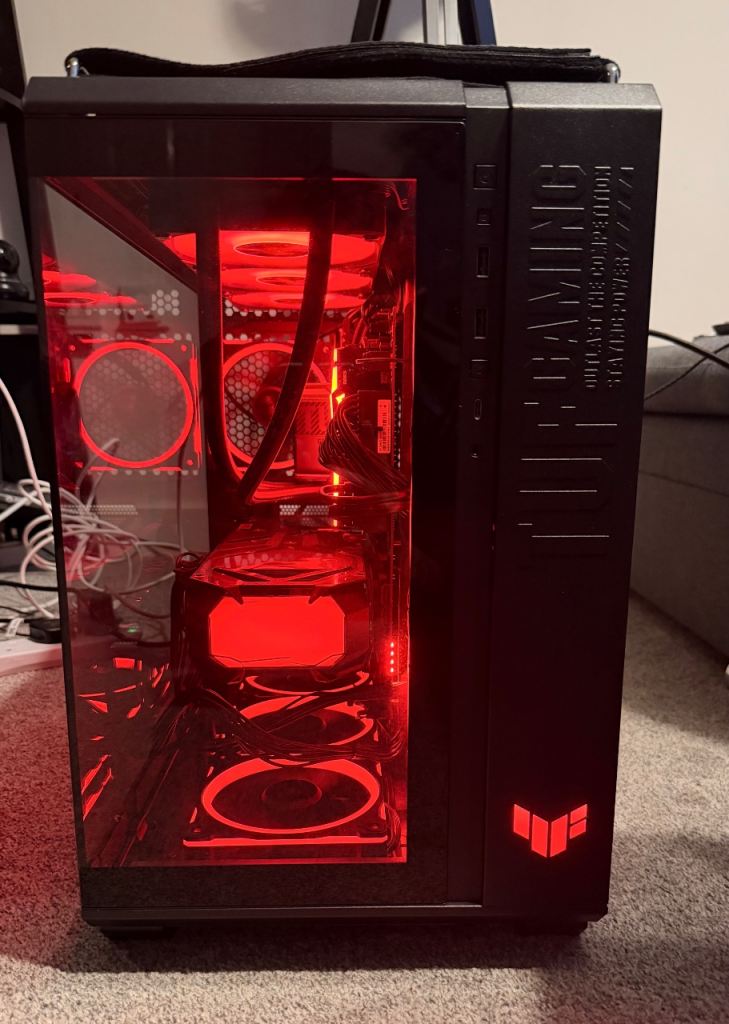 Ultra High-End Gaming PC – RX 9070 XT | 9850X3D | 64GB RAM | 4TB SSD