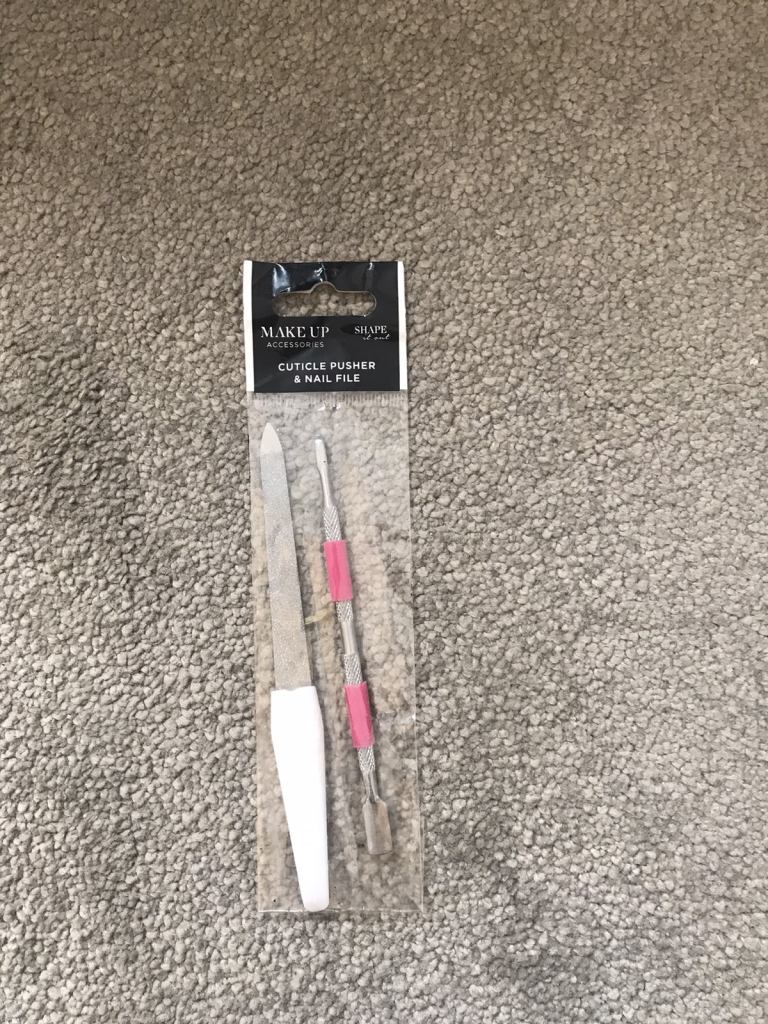 Cuticle pusher and nail file  set