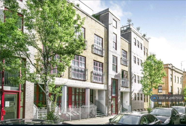 2 bedroom flat in Eagle Works West, London, E1 (2 bed) (#2997502)