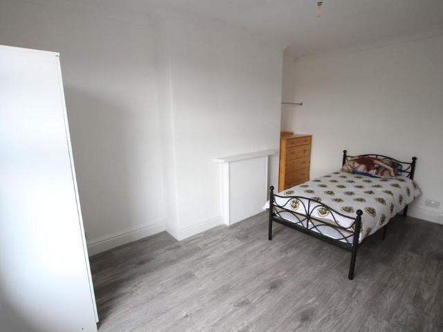 🏠 **DSS HOUSING** DOUBLE ROOM in LEEDS ** REED ROAD, LEEDS, LS12 4EF** 🏠