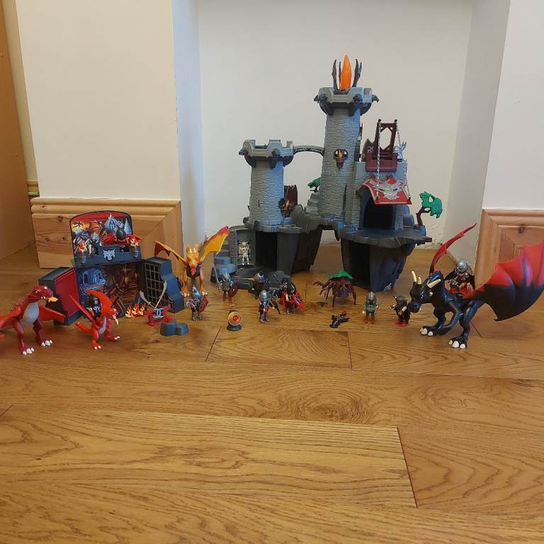 Large Knights, castle, pirates and ships bundle