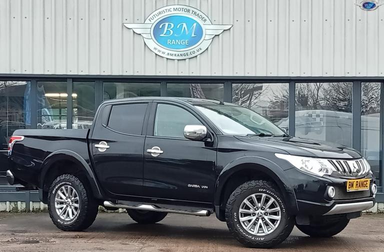 MITSUBISHI L200 2.4 DI-D DC Barbarian Black Manual Diesel 2015