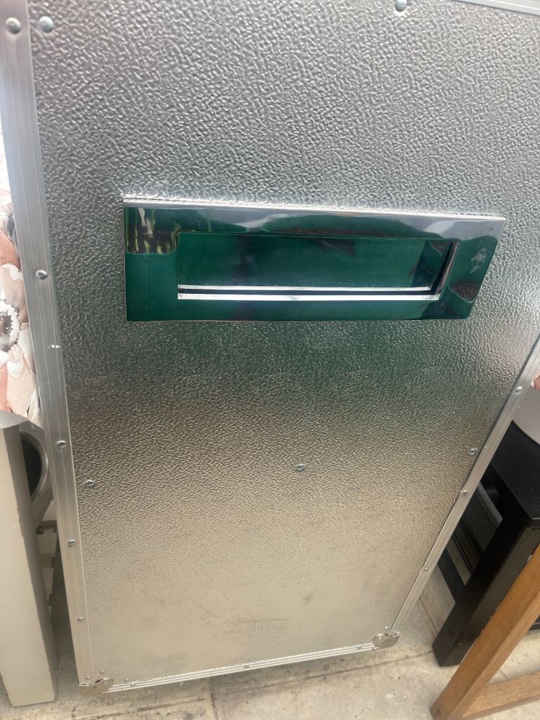 Silver storage trunk 