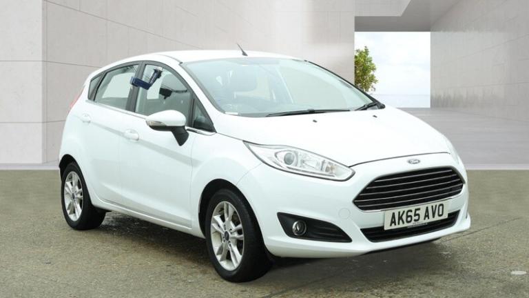 Ford Fiesta ZETEC*HPI CLEAR*ONE FORMER KEEPER*2 KEYS*MOT DUE 29/09/2026 PLUSE ON