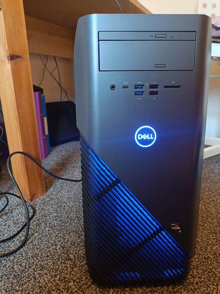 Dell Inspiron 5675 Gaming PC