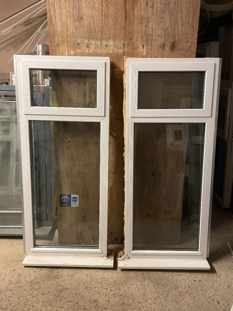 H 132 x W 55.5 cm - ONLY 1 LEFT MODERN ALUMINIUM DOUBLE GLAZED WINDOW £30 EACH (REF: SJ343)