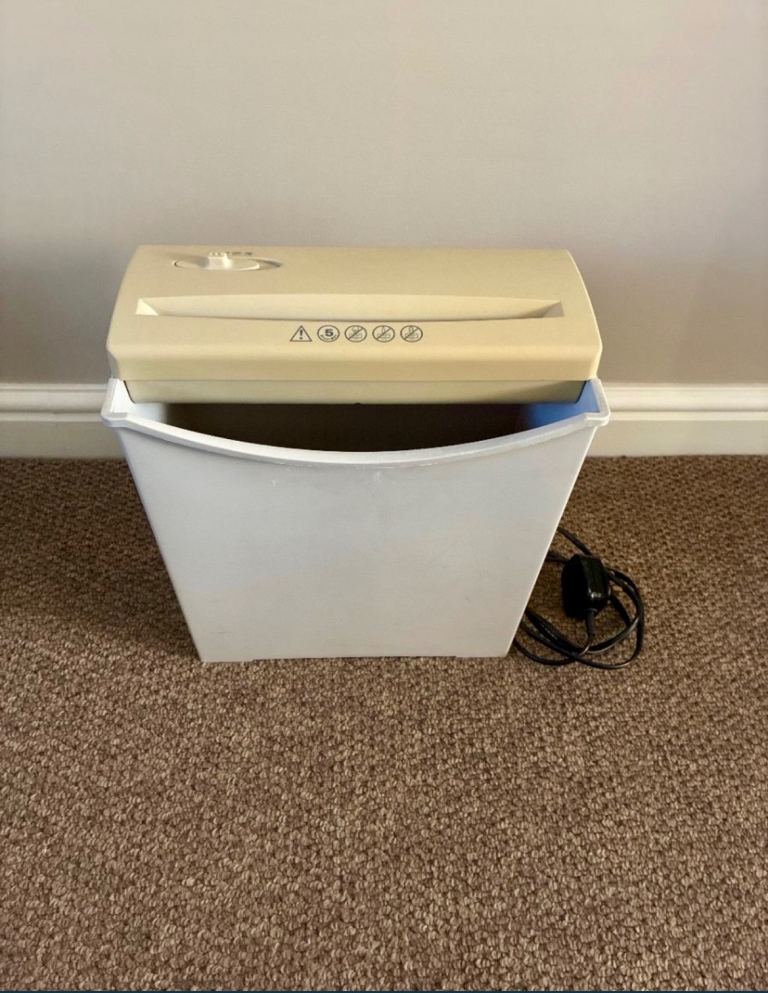 Paper Shredder 