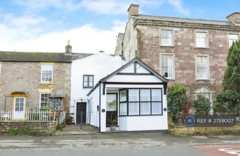 3 bedroom house in Church Square, Blakeney, GL15 (3 bed) (#2759007)