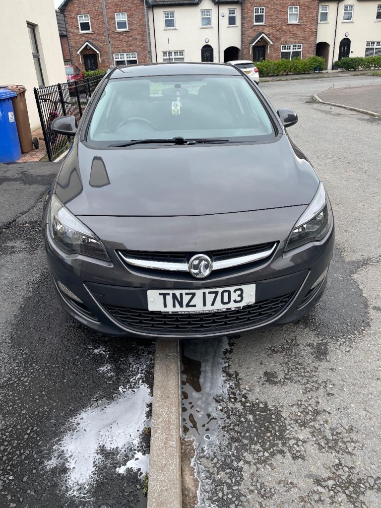 Vauxhall, ASTRA, Hatchback, 2013, Manual, 1686 (cc), 5 doors
