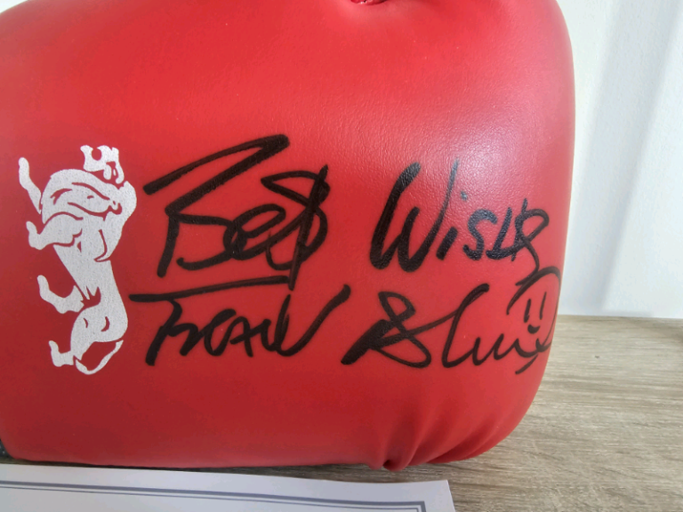 Frank Bruno signed boxing glove. Swindon 