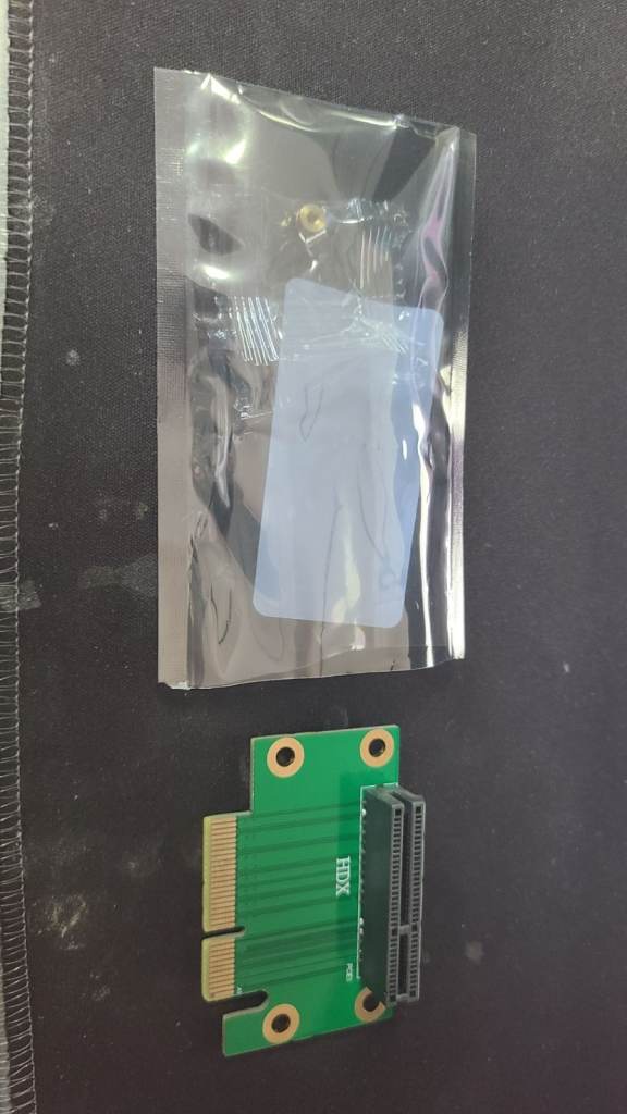 PCI-Express 4X Riser Card 90-Degree Adapter 1U BRAND NEW