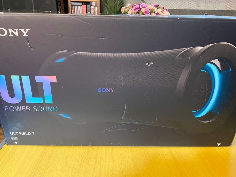 Sony ULT7 Bluetooth speaker 
