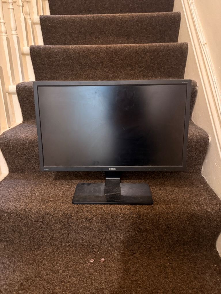 A BenQ computer monitor in good working order