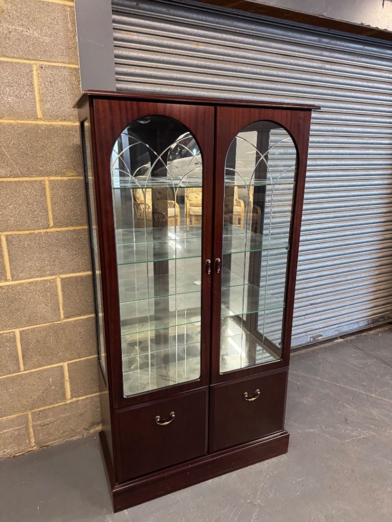 Glass display cabinet. DELIVERY AVAILABLE 