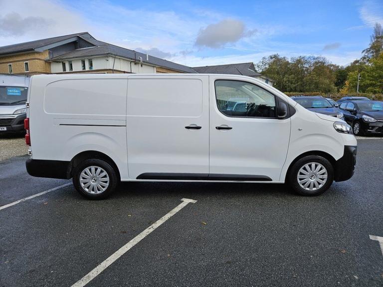 2022 Vauxhall Vivaro Turbo D 2900 Dynamic L2H1 Euro 6 2022 Panel Van Diesel Manual