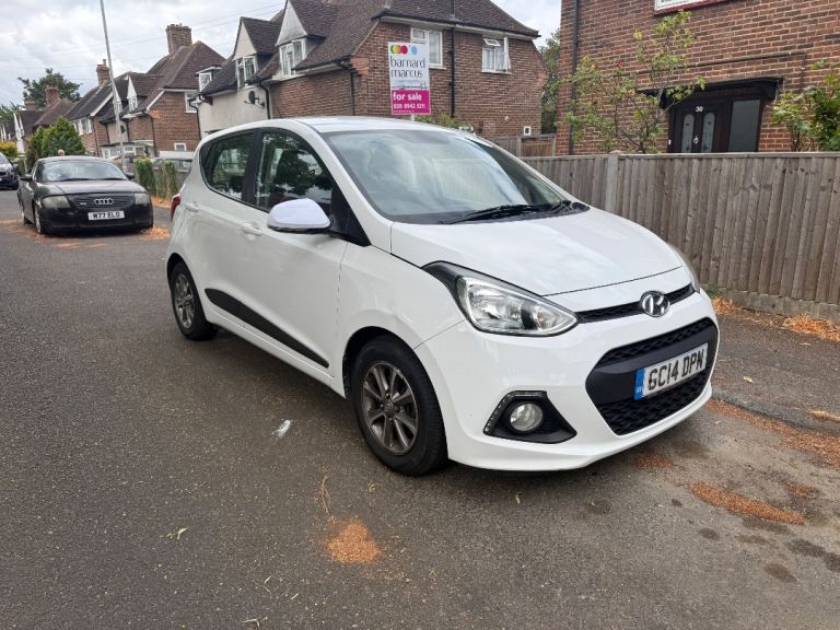 Hyundai I10 Premium Extra specs 2014 £35Tax Manual 1248 (cc) 5 doors