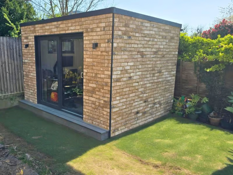 WANTED: Daytime workspace to rent e.g. garden office, annex, converted garage