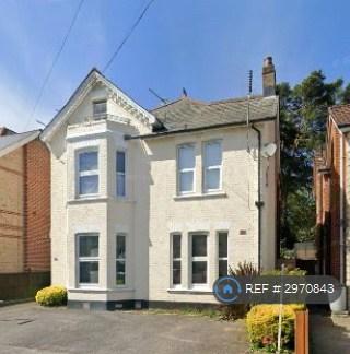 Studio flat in Westbourne Park Road, Bournemouth, BH4 (#2970843)