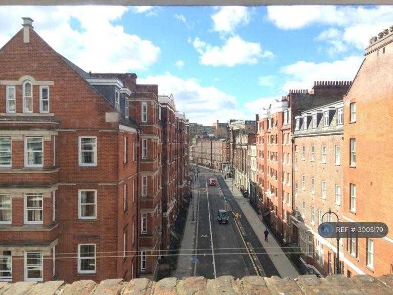 2 bedroom flat in Tavistock Place, London, WC1H (2 bed) (#3005179)