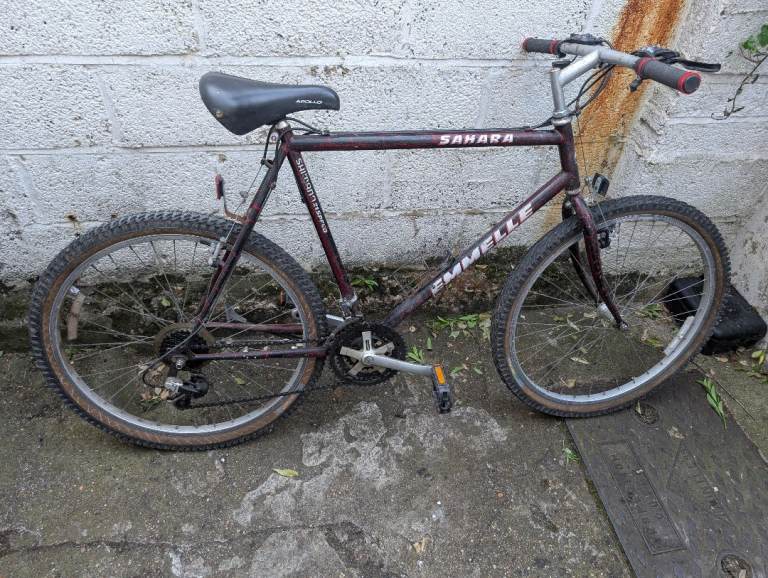 Large Emmelle Sahara mountain bike.