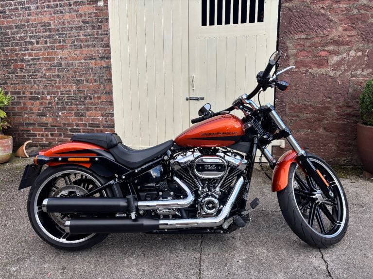 Harley-Davidson, SOFTAIL BREAKOUT, 2020, 1868 (cc) scorched orange 