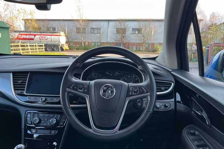 2017 Vauxhall Mokka X 1.4T Design Nav 5dr HATCHBACK PETROL Manual