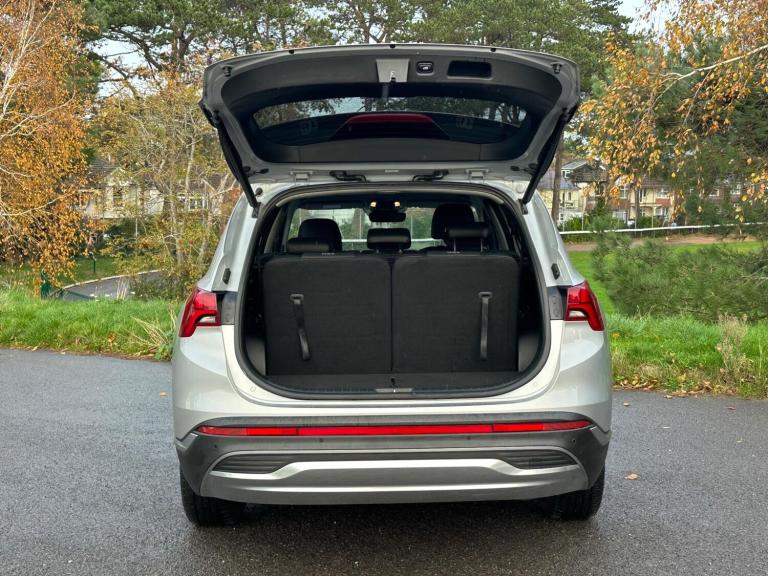 2022 Hyundai Santa Fe 1.6 TGDi Hybrid Premium 5dr Auto ESTATE PETROL/ELECTRIC Automatic
