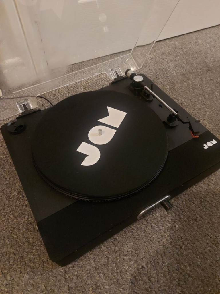 JAM Vinyl bluetootch turntable