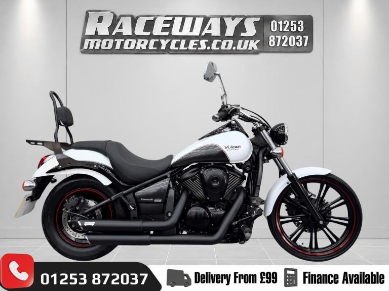 KAWASAKI VN900 CUSTOM, 2017 67 PLATE, 4607 MILES, WHITE, HPI CLEAR