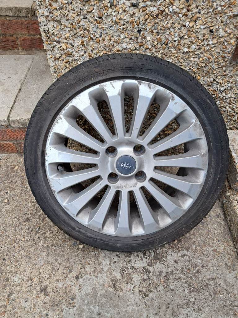 2 x alloy wheel 195/45R16 £20