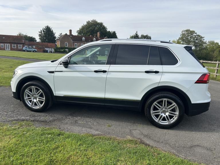 VOLKSWAGEN TIGUAN 1.5 TSI EVO SE Navigation 2019